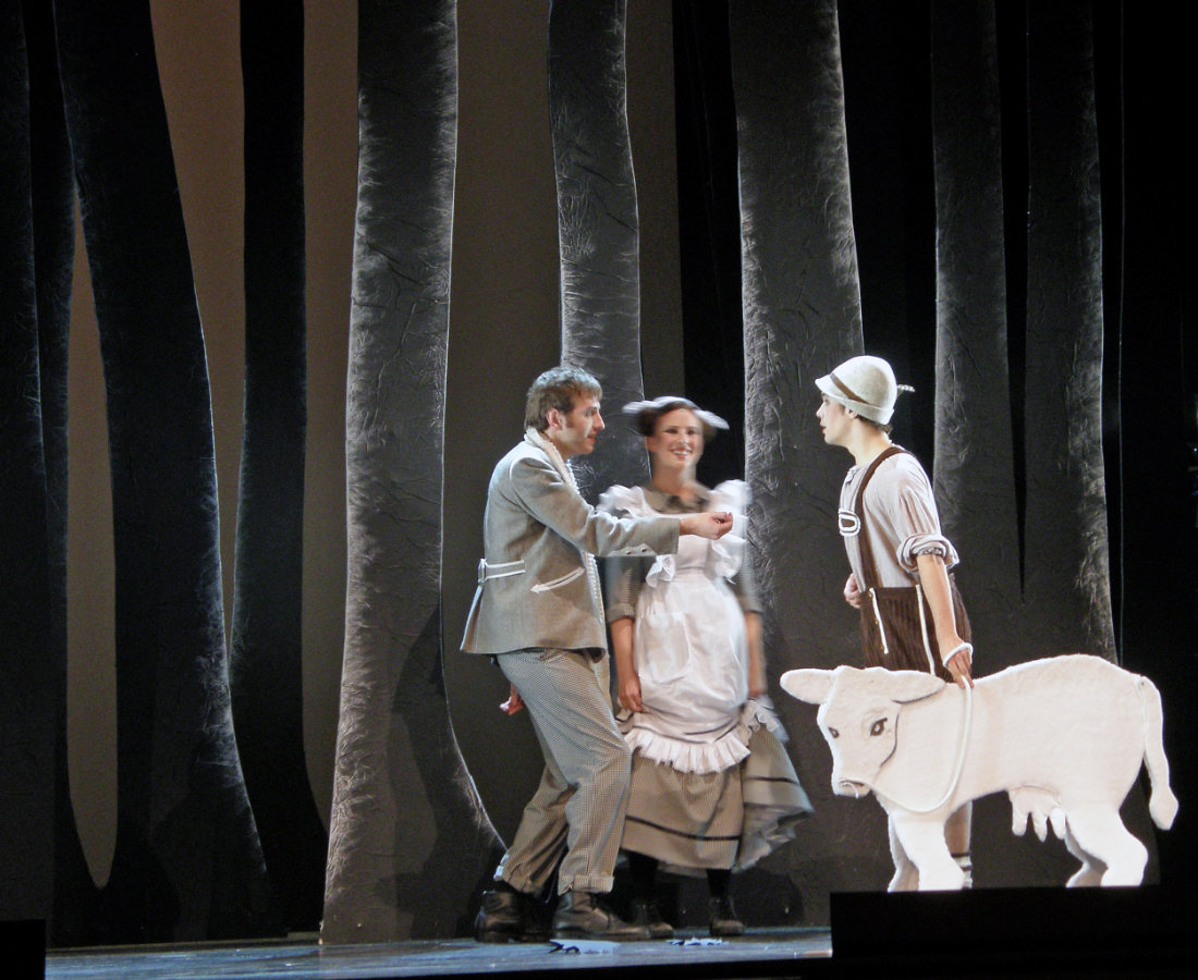 2009 // Bühnenbild und Kostüme für INTO THE WOODS / Sondheim / Regie: Gil Mehmert / Theater Hagen