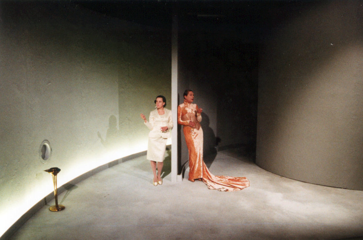 1998 // Bühnenbild und Kostüme für Phaidras Liebe / Kane / Regie: John von Düffel / Schauspiel Bonn