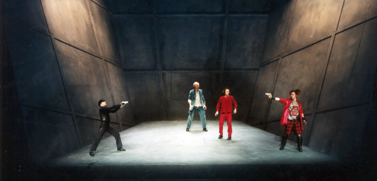 1998 // Bühnenbild und Kostüme für Romeo und Julia / Shakespeare / Regie: Marlon Metzen / Nationaltheater Mannheim